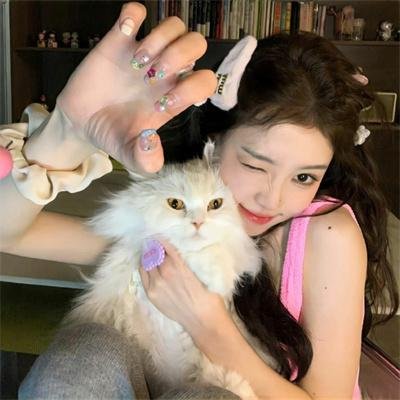 房东妹子青春期！